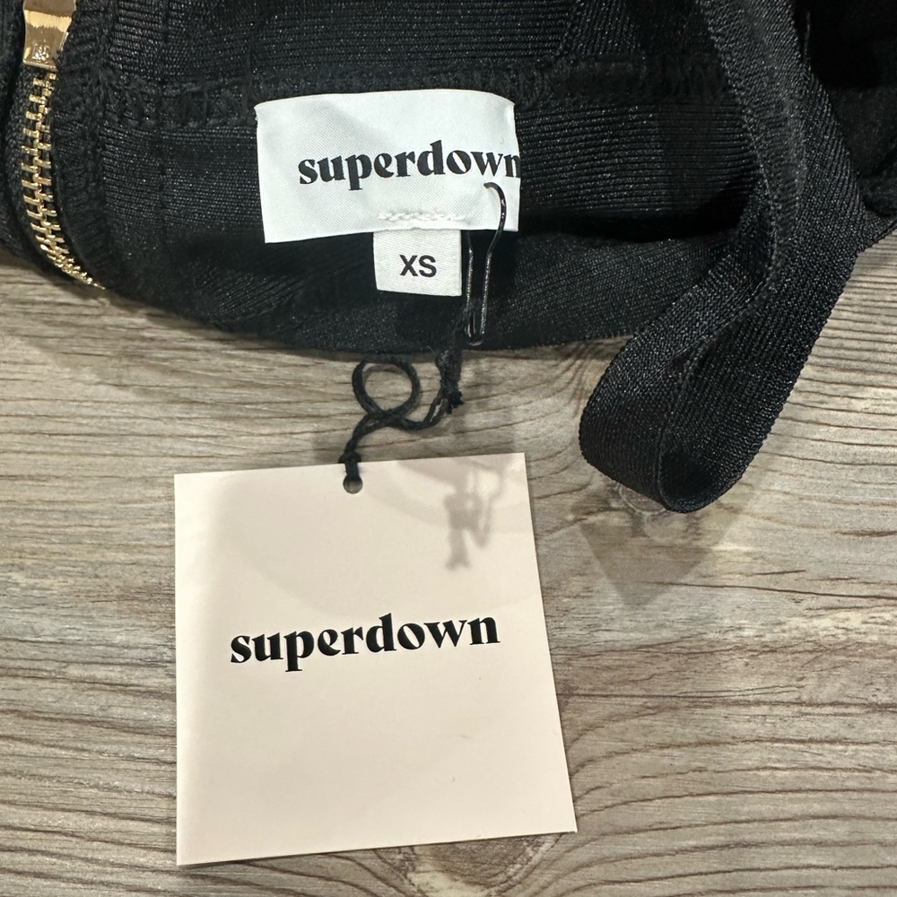 NWT Superdown women’s XS emilia skirt set - Picture 3 of 5